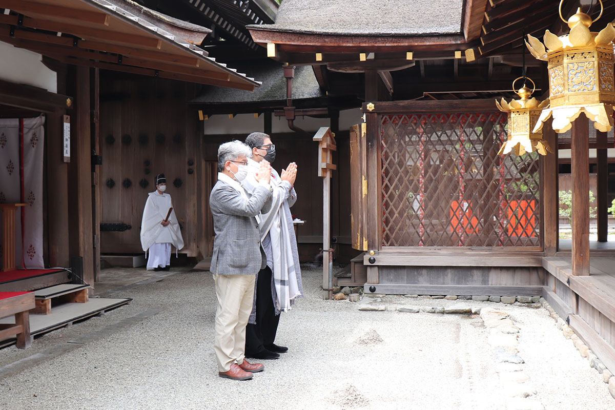 四天王寺と上賀茂神社と清水寺を訪問したタイヒル・シャルマ氏