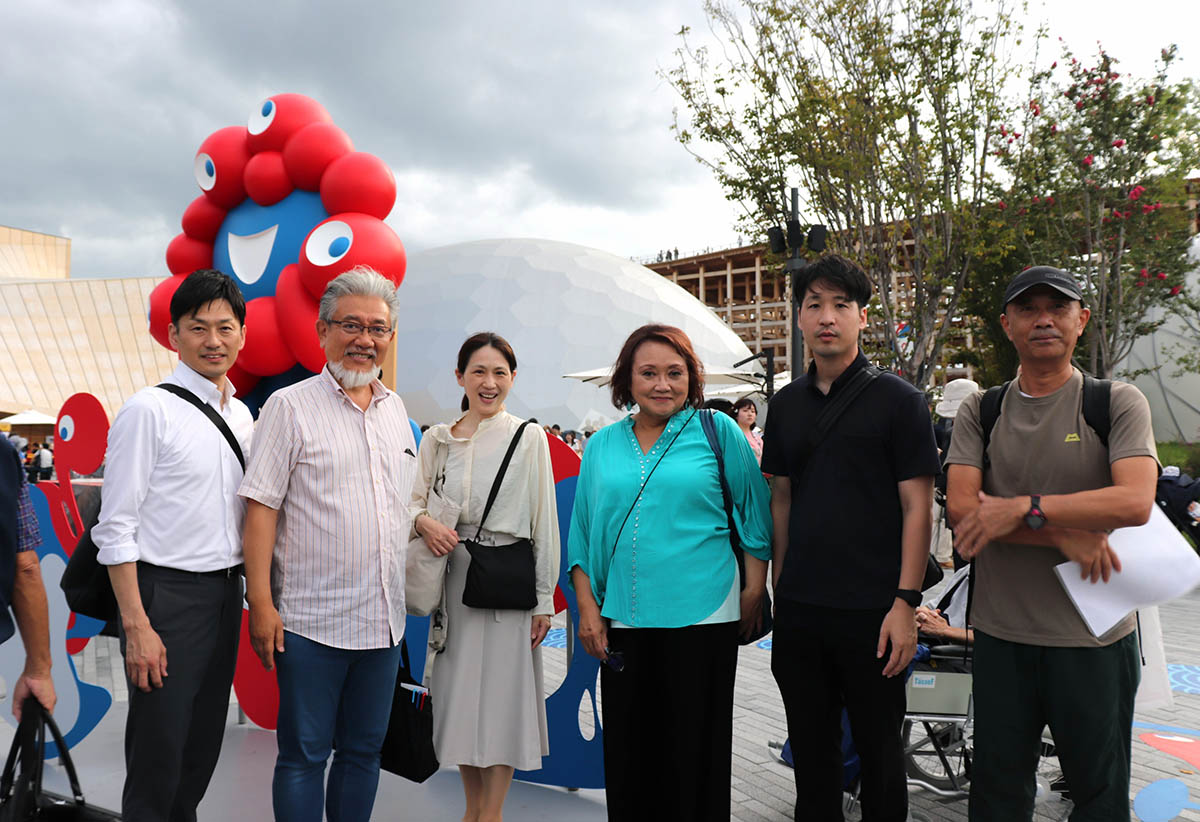  大阪関西万博会場に到着したJLCメンバー