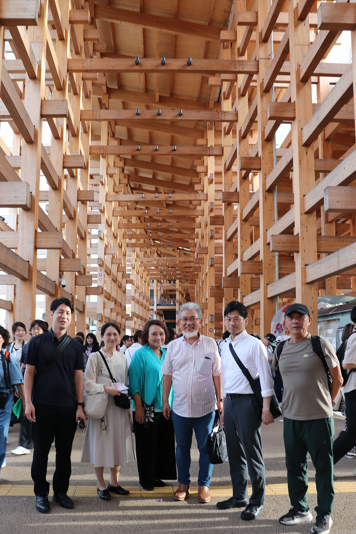  大阪・関西万博会場を視察したJLC会議一行 