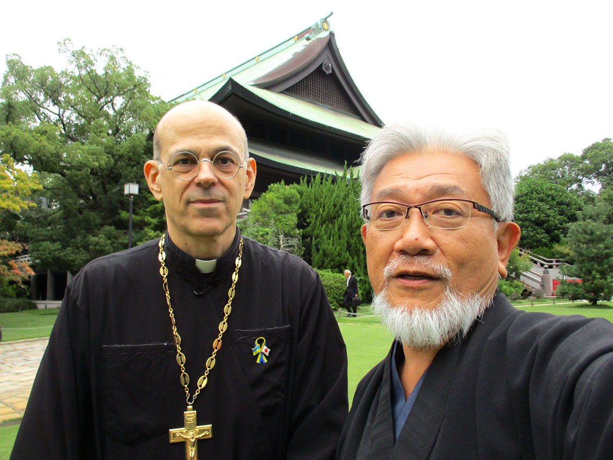 ウクライナ正教会のポール・コロルク司祭と三宅善信師