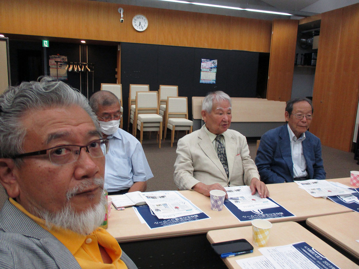 大阪ユネスコ協会理事会に出席した三宅善信代表